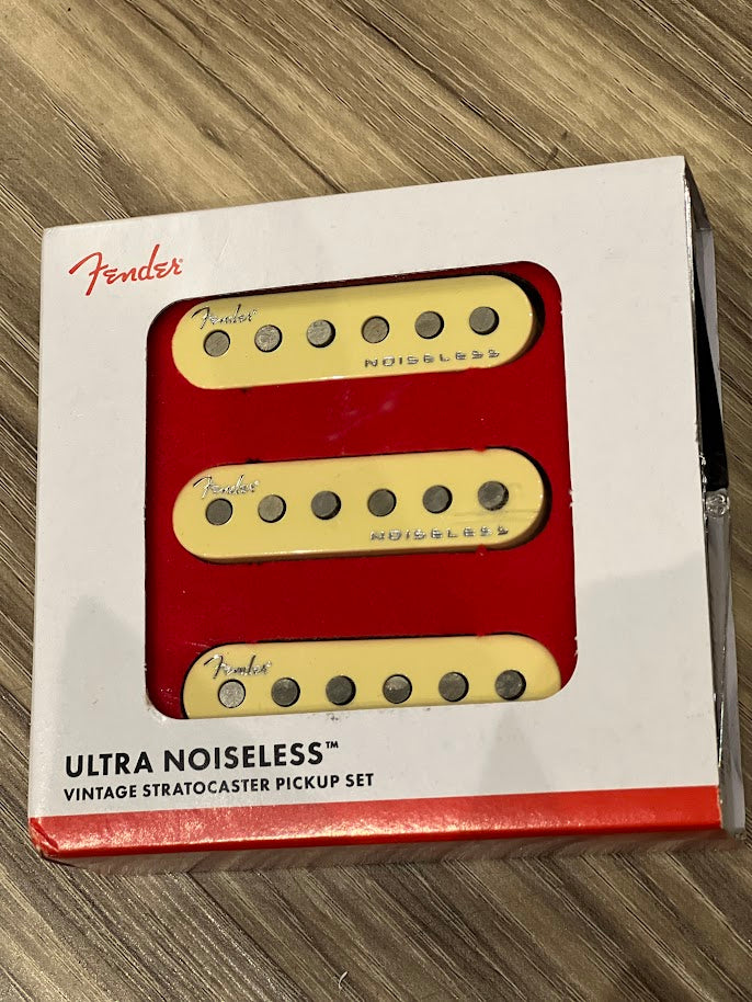 Fender Ultra Noiseless Vintage Strat Pickups (Set of 3