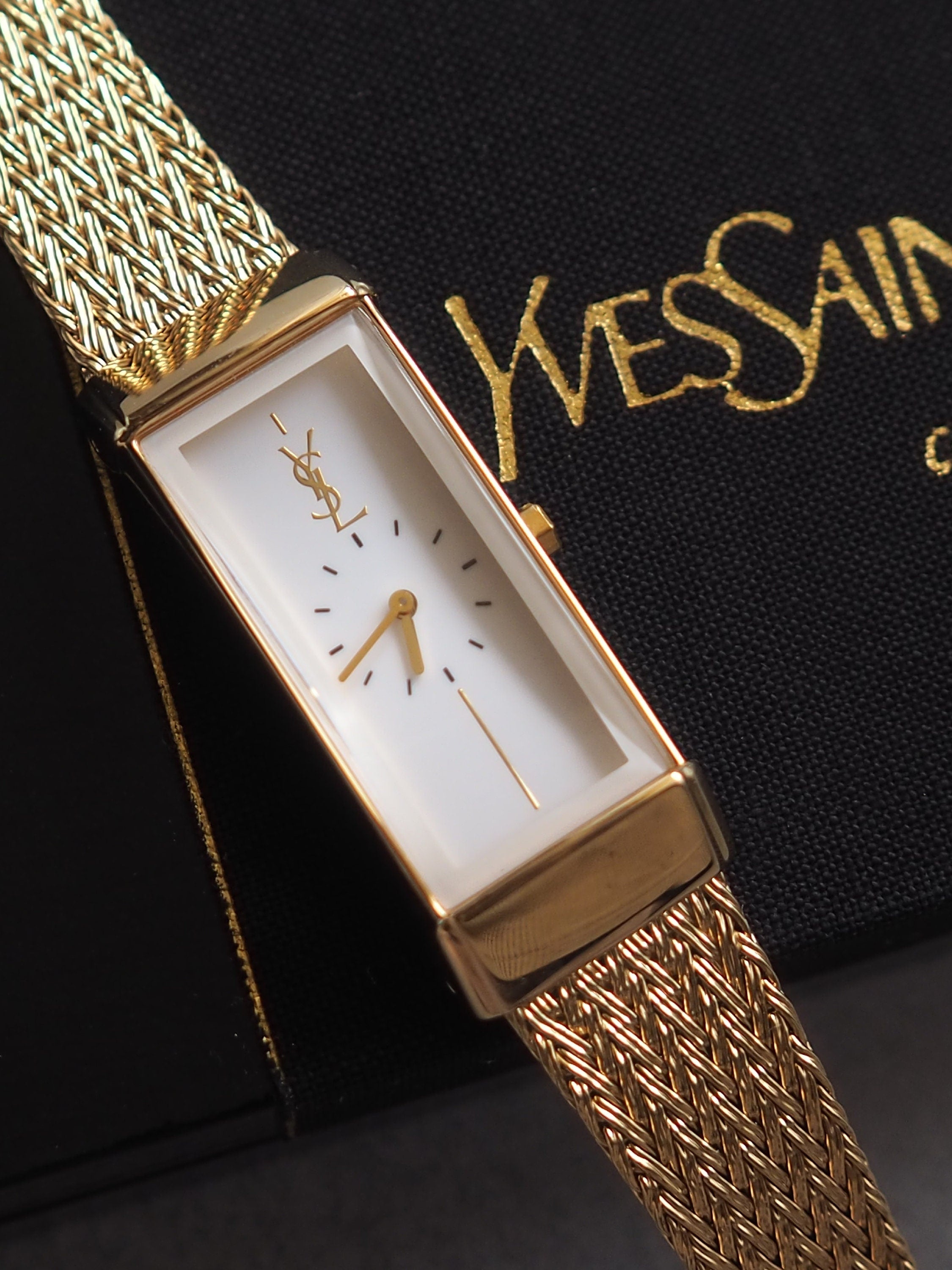 Yves Saint Laurent YSL イヴ・サンローラン スクエア ウォッチ 腕時計