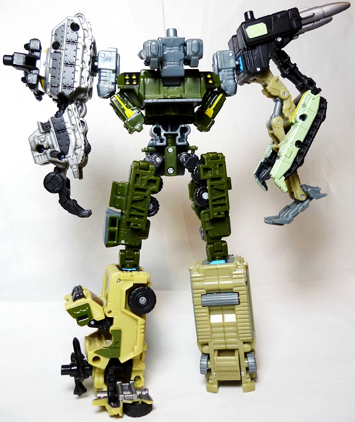 トランスフォーマーパワーコアコンバイナーズ ボムショック with コン