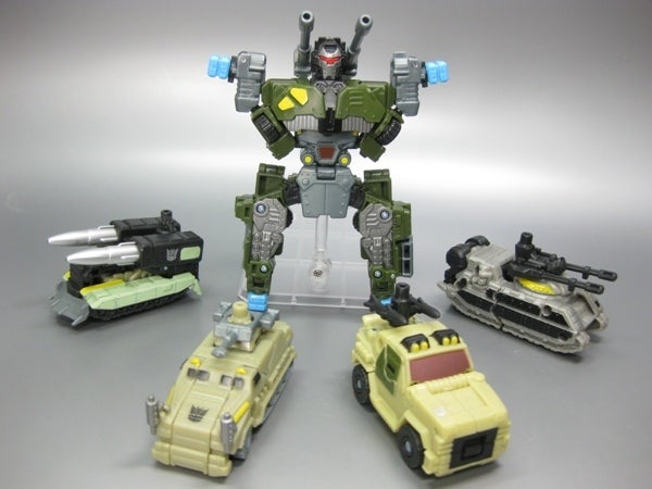 TFパワーコアコンバイナーズ ボムショック with コンバティ