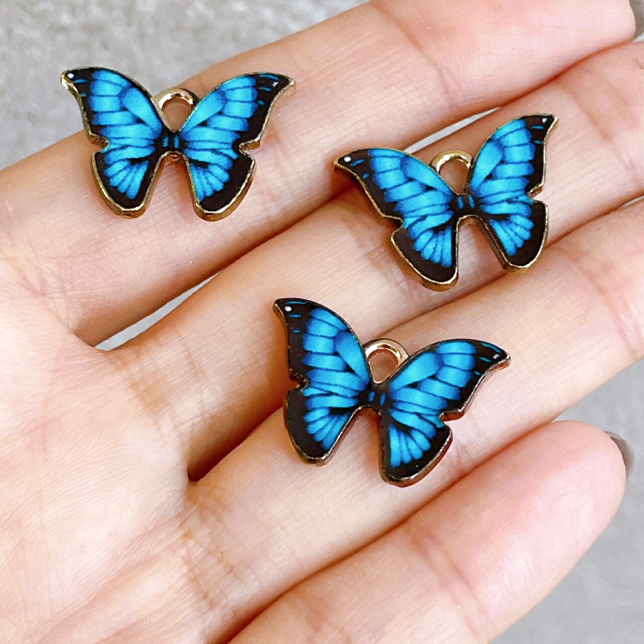 楽天市場】幸せの青い蝶々【2個】Butterfly バタフライ ユリシス