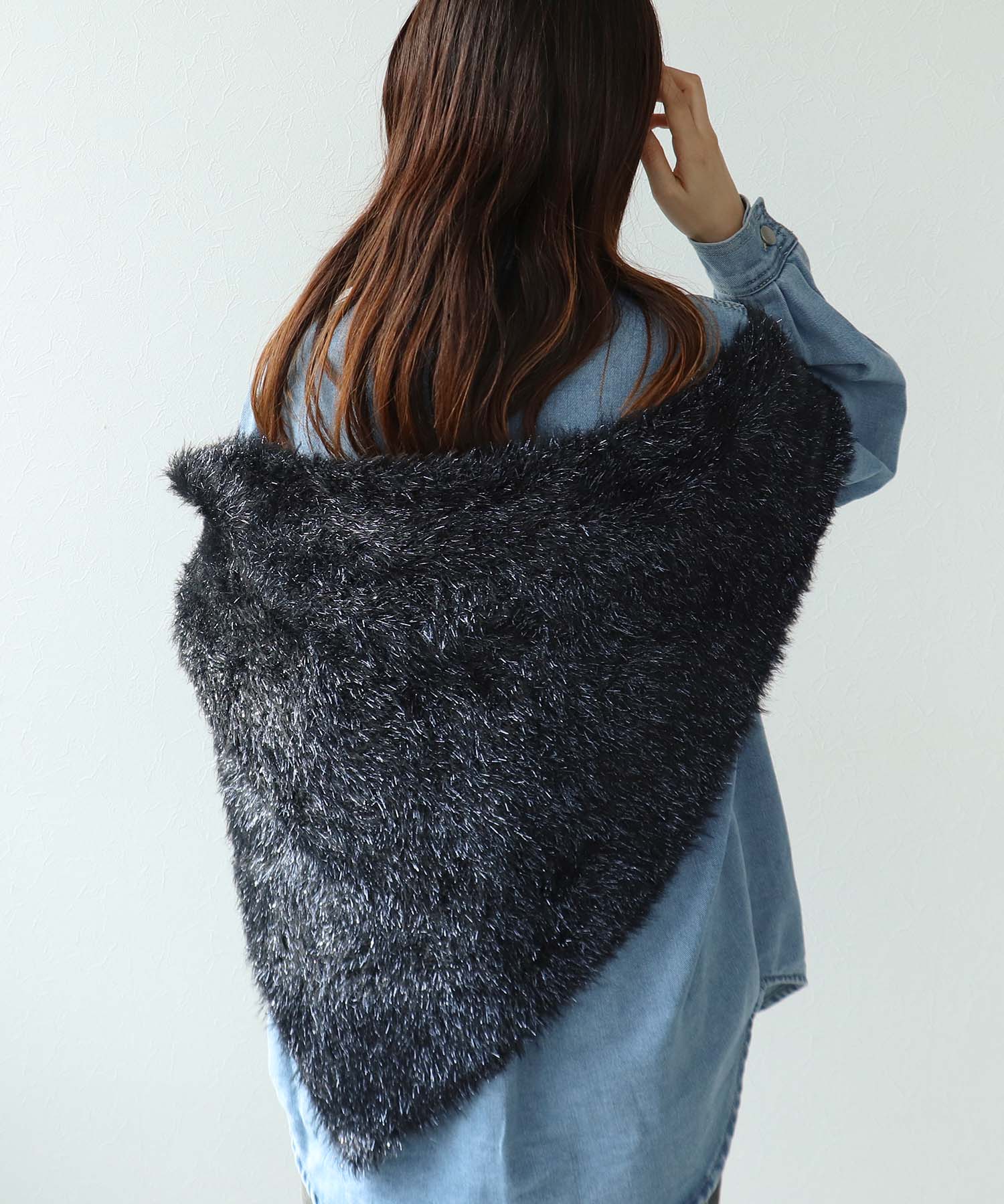 ラメモヘアフェザー三角ストール | AND ON JIONE STORE（アンドオン