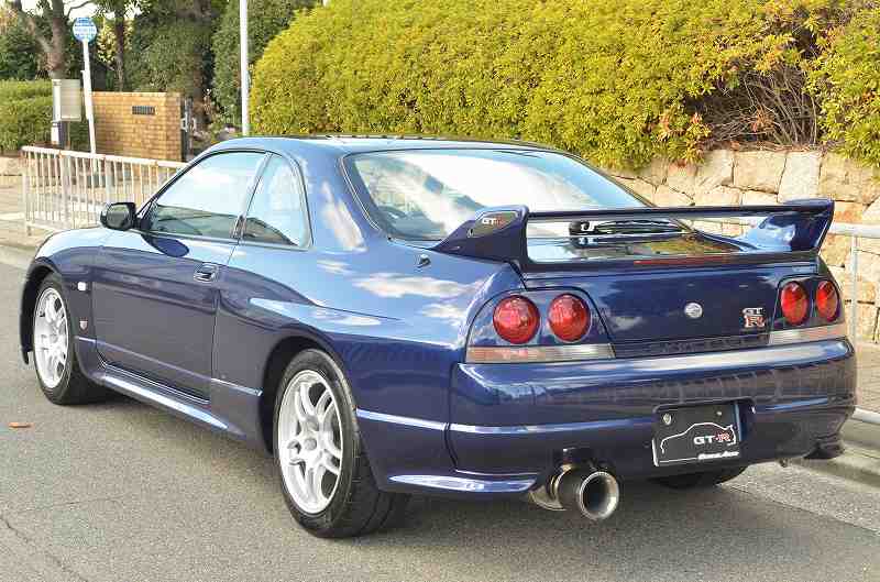 GLOBAL AUTO／BCNR33在庫状況