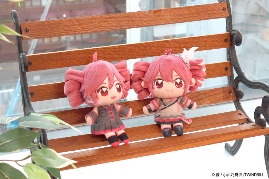 大人気バーチャルシンガー『重音テト』がぬいぷりけおすわりになって