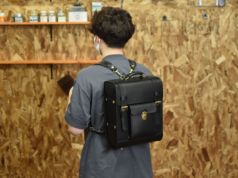 5色のガロンリュック&今だけ+α｜革鞄・革小物のHERZ公式通販