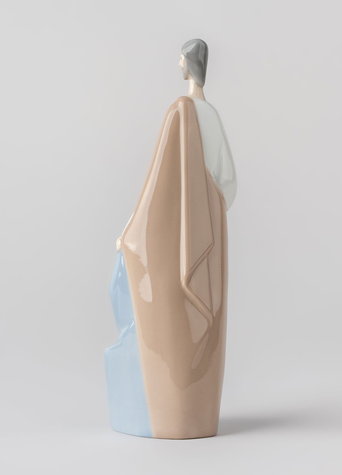 聖家族 | リヤドロ公式オンライン