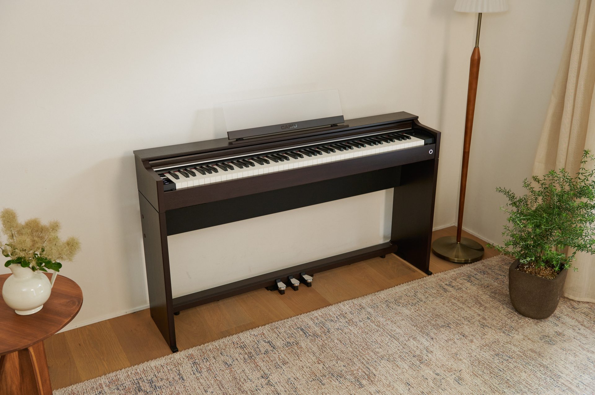 カシオ計算機×島村楽器】音楽の喜びをもっと身近に。コラボ電子ピアノ