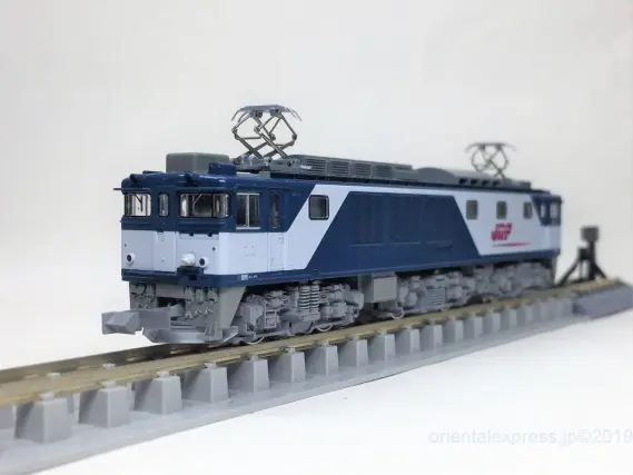 EF64 1000番台 JR貨物新更新色（電暖表示灯撤去）が入線です！KATO