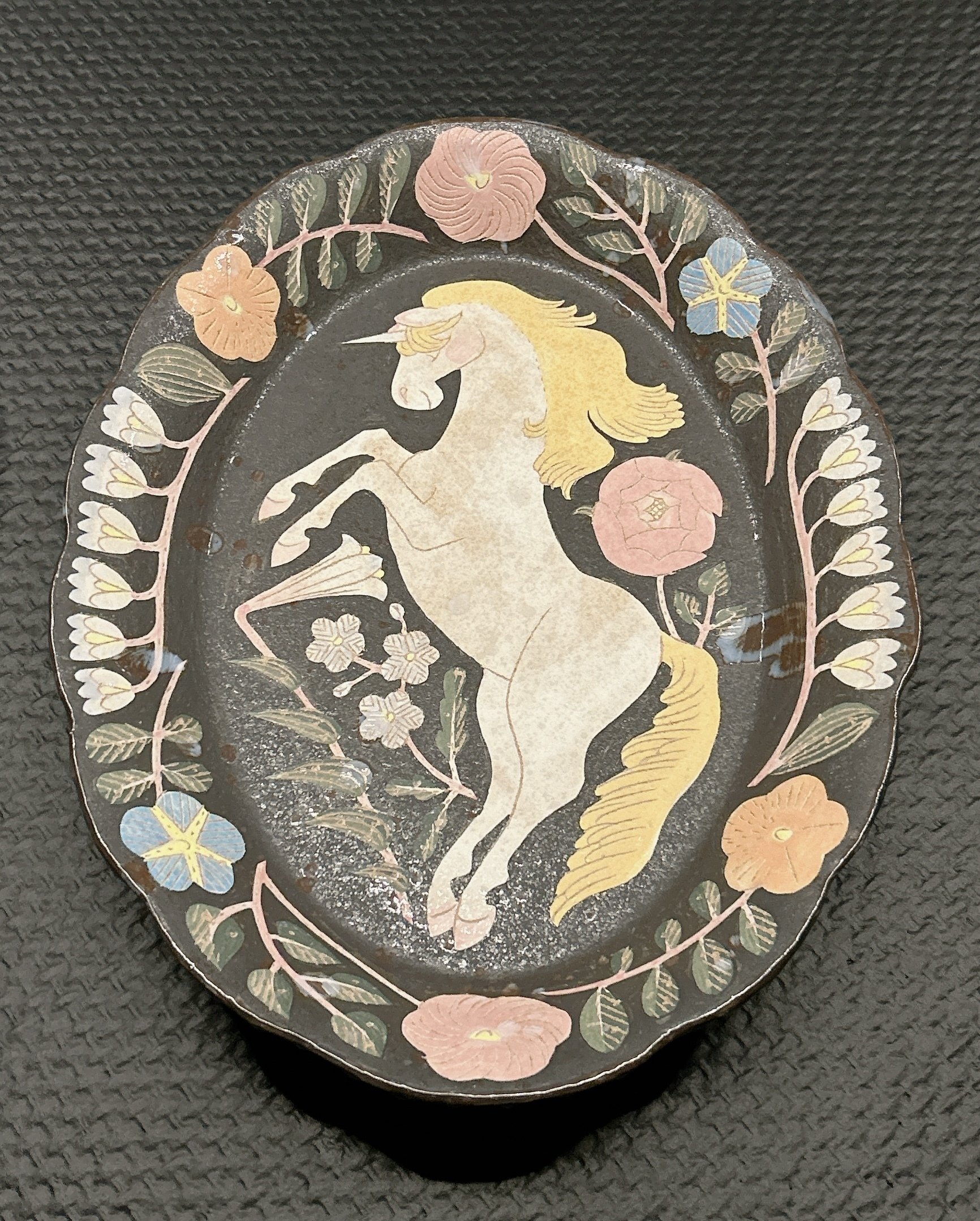 鹿児島睦まいにち展』ツノの無いユニコーン｜te to tuti かなこ | 月の