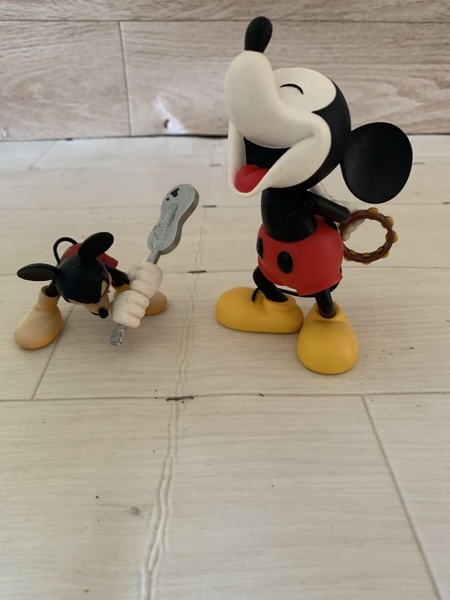 Yahoo!オークション -「ナンバーナイン ミッキー フィギュア」の落札