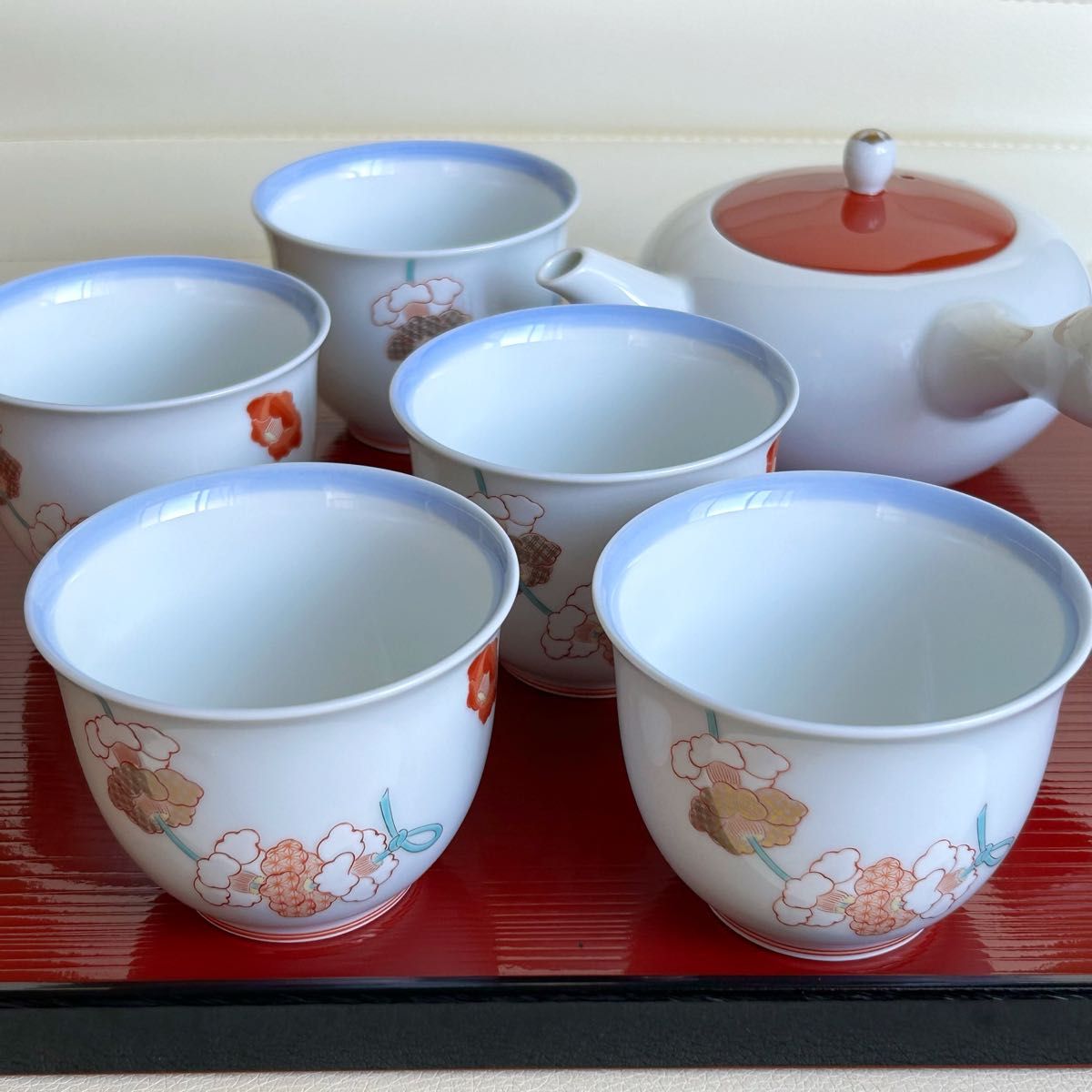 深川製磁 紅白花結び 茶器揃 急須 湯呑み 5客セット 金彩 牡丹 金彩