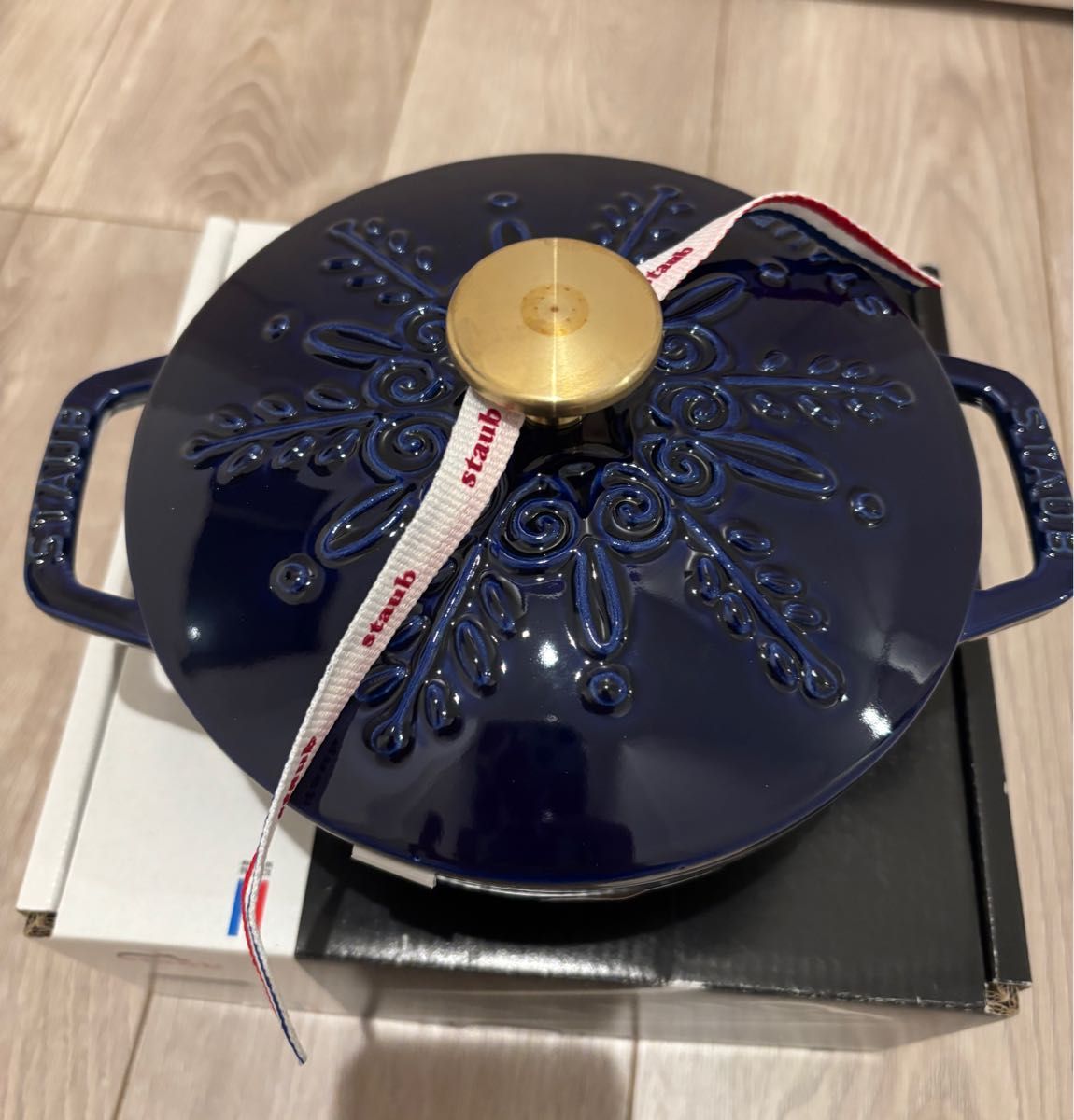 ストウブ STAUB ワナベ S 16cm スノーフレーク ココット｜Yahoo!フリマ