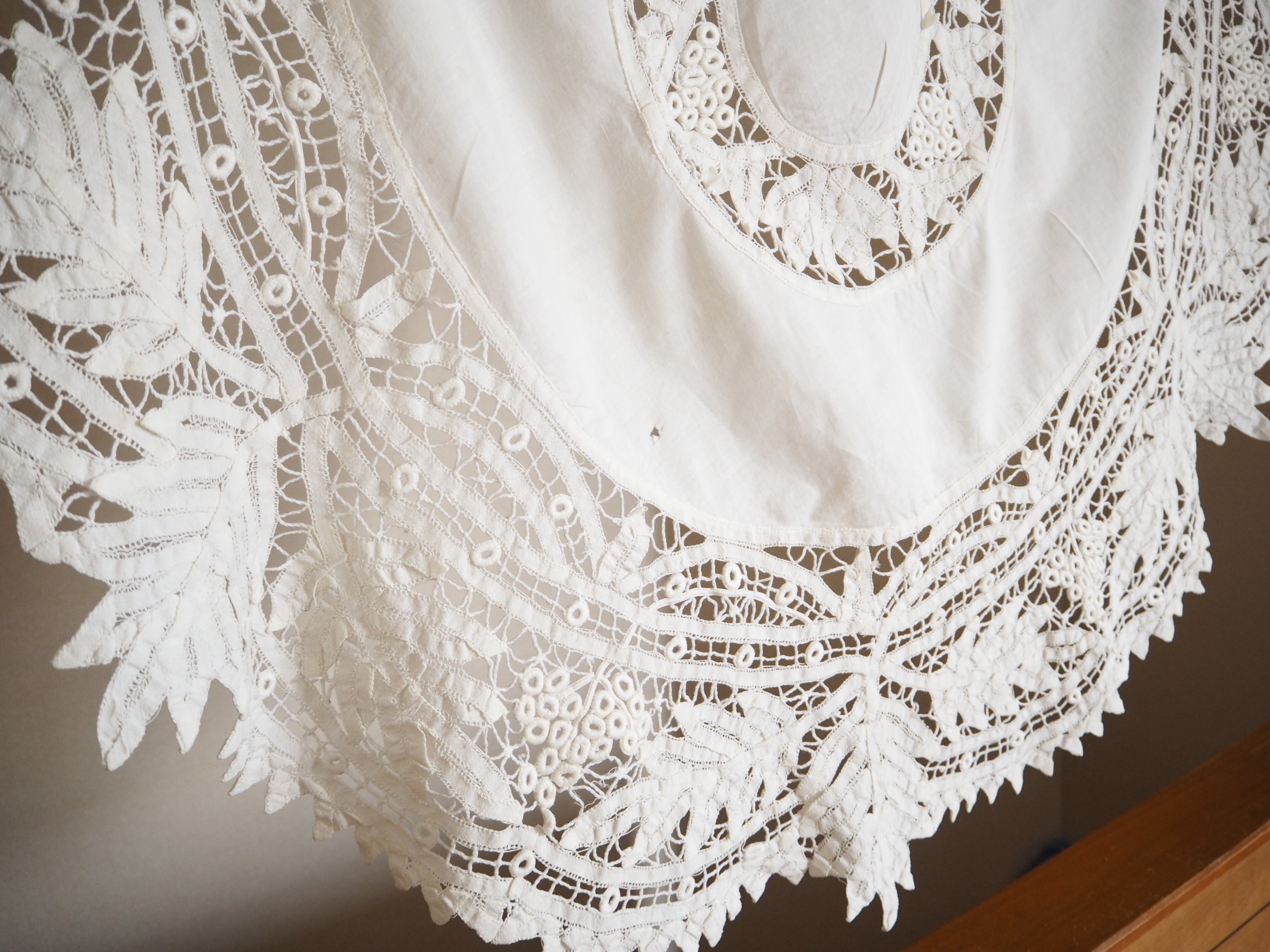 iori バテンレース テーブルクロス ハンドワーク 蚤の市 iori バテン