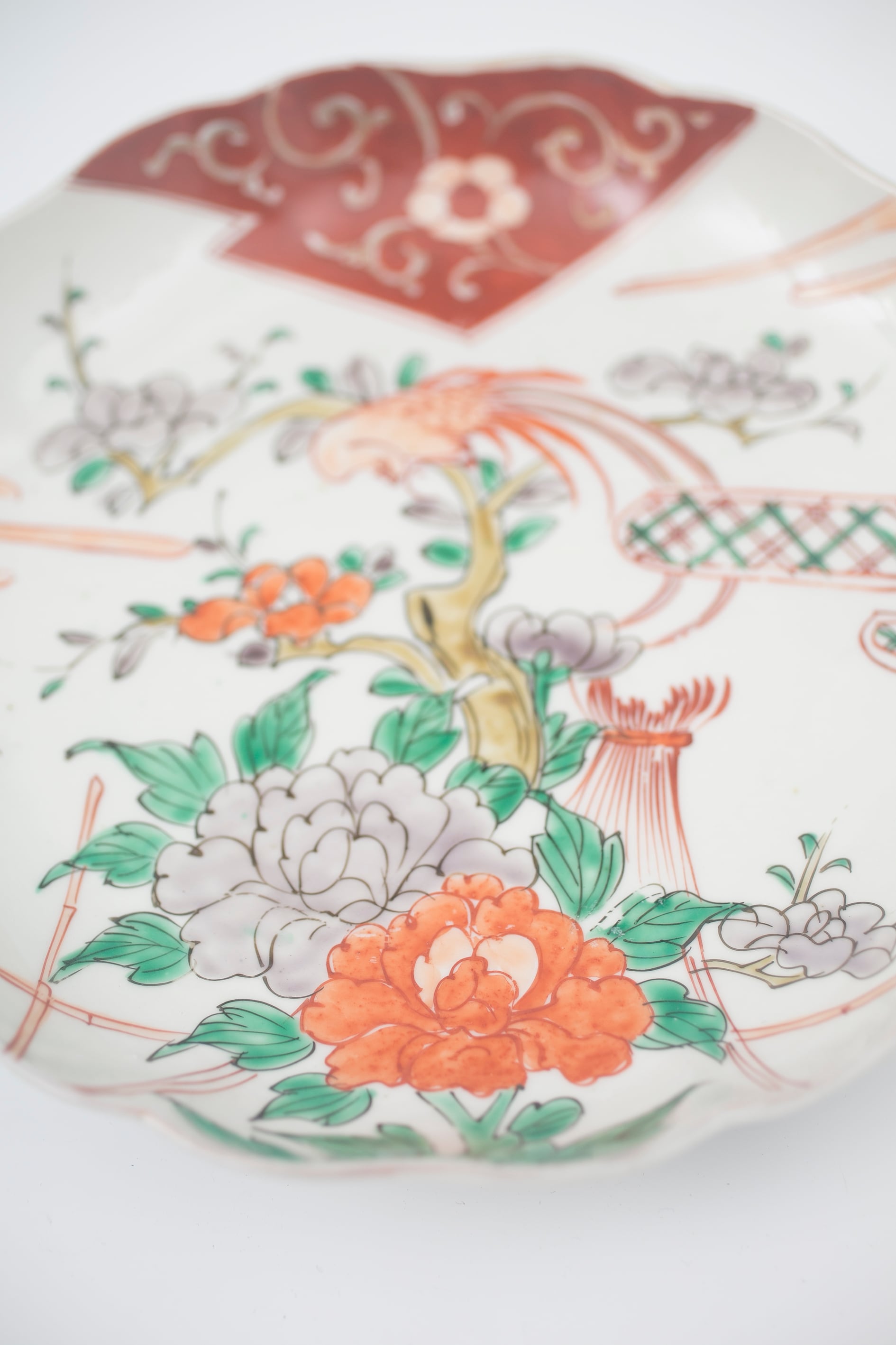 伊万里 色絵金彩 赤絵 花鳥図 蝶 鷹 唐草 蛸唐草 格子 輪花 七寸 7寸