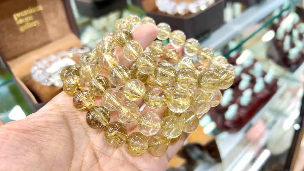 透明度高い13mm級ゴールドルチルクォーツ｜11月10日新着 | premium