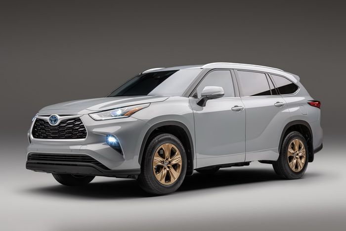 2022-toyota-highlander-bronze-