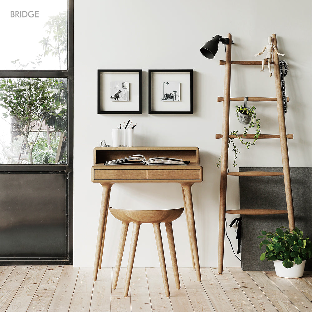 STOOL NA｜製品一覧｜完成家具プレミアム AMLYS｜製品案内｜朝日木材