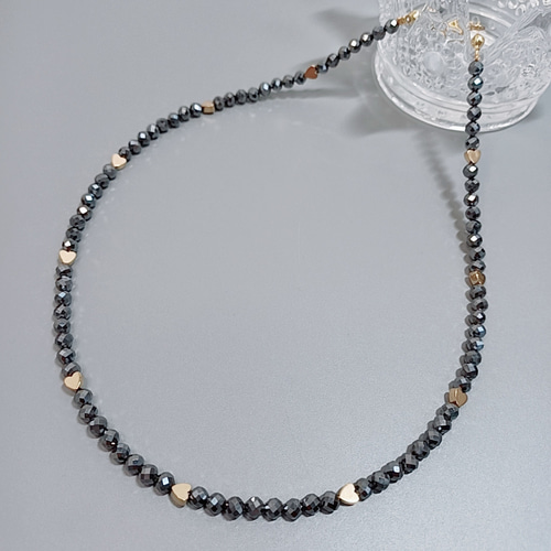 高純度テラヘルツのネックレス♥ハート型ゴールドヘマタイト入り☆4mm