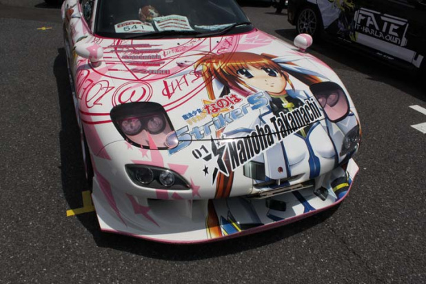 ツワモノぞろいの「なのは」痛車【痛Gふぇすた2011】 | clicccar.com