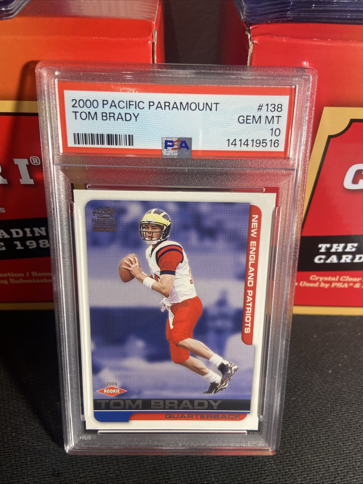 Tom Brady 2000 Pacific Paramount #138 Base Price Guide - Sports