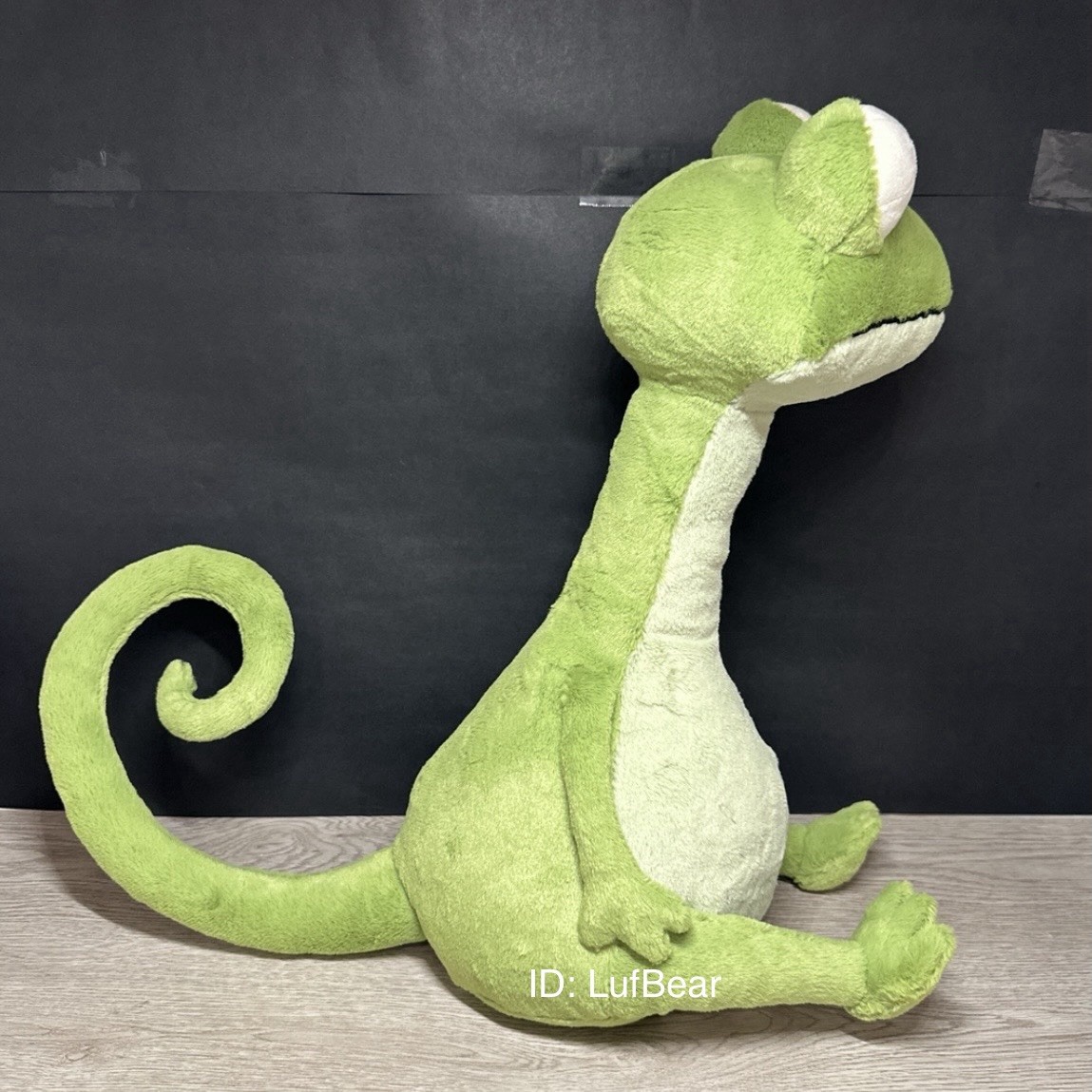 AUTHENTIC❗️Jellycat Caractacus chameleon- NWT Retired- SHIPS