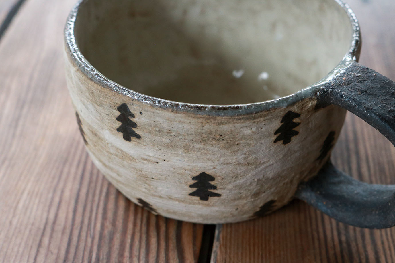 展示会】モノトーンの中に温かみを感じるうつわの展示会～宇田康介