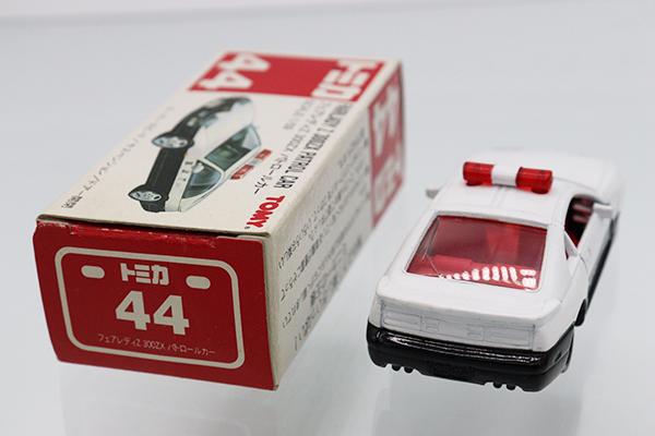 ミニカーショップ ケンボックス トミカ 赤箱☆44☆日産フェアレディZ