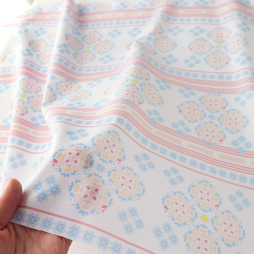 結晶（ピンク×ブルー）花柄- 布・生地の通販サイト：nunocoto fabric