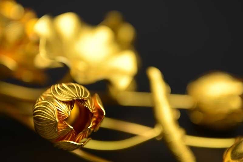 常花（金蓮華） 8号9本立て 軽合金 金色 1対ーひるた仏具店