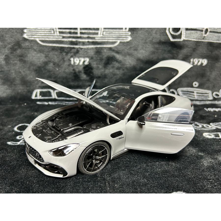NZG 1/18 Mercedes Benz AMG GT 43 2024 グレー メルセデス ベンツ