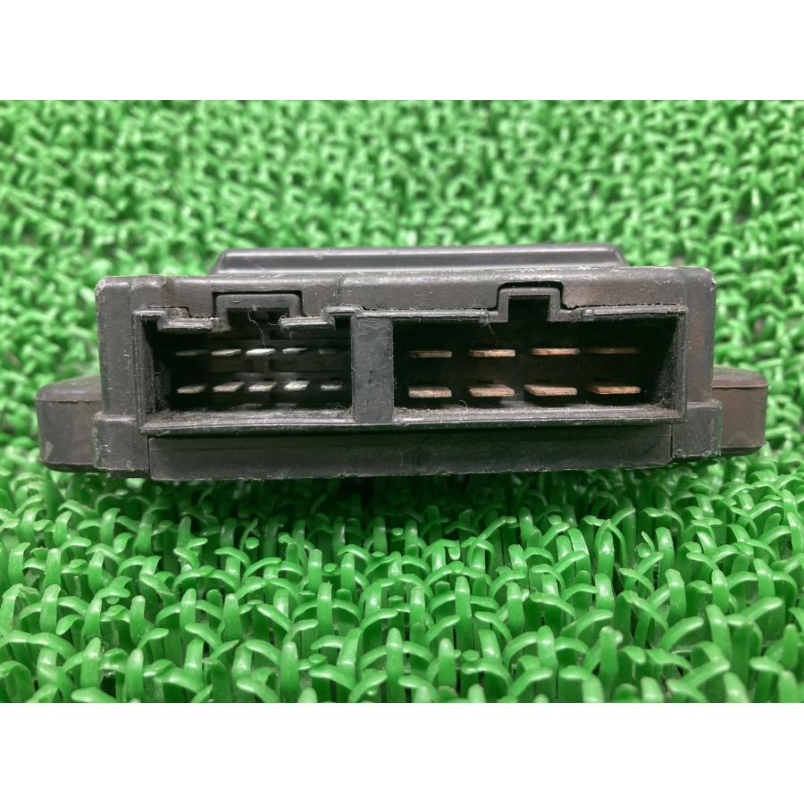 カワサキ（Kawasaki） ZX-10 ヒューズボックス 26021-1070 純正 中古