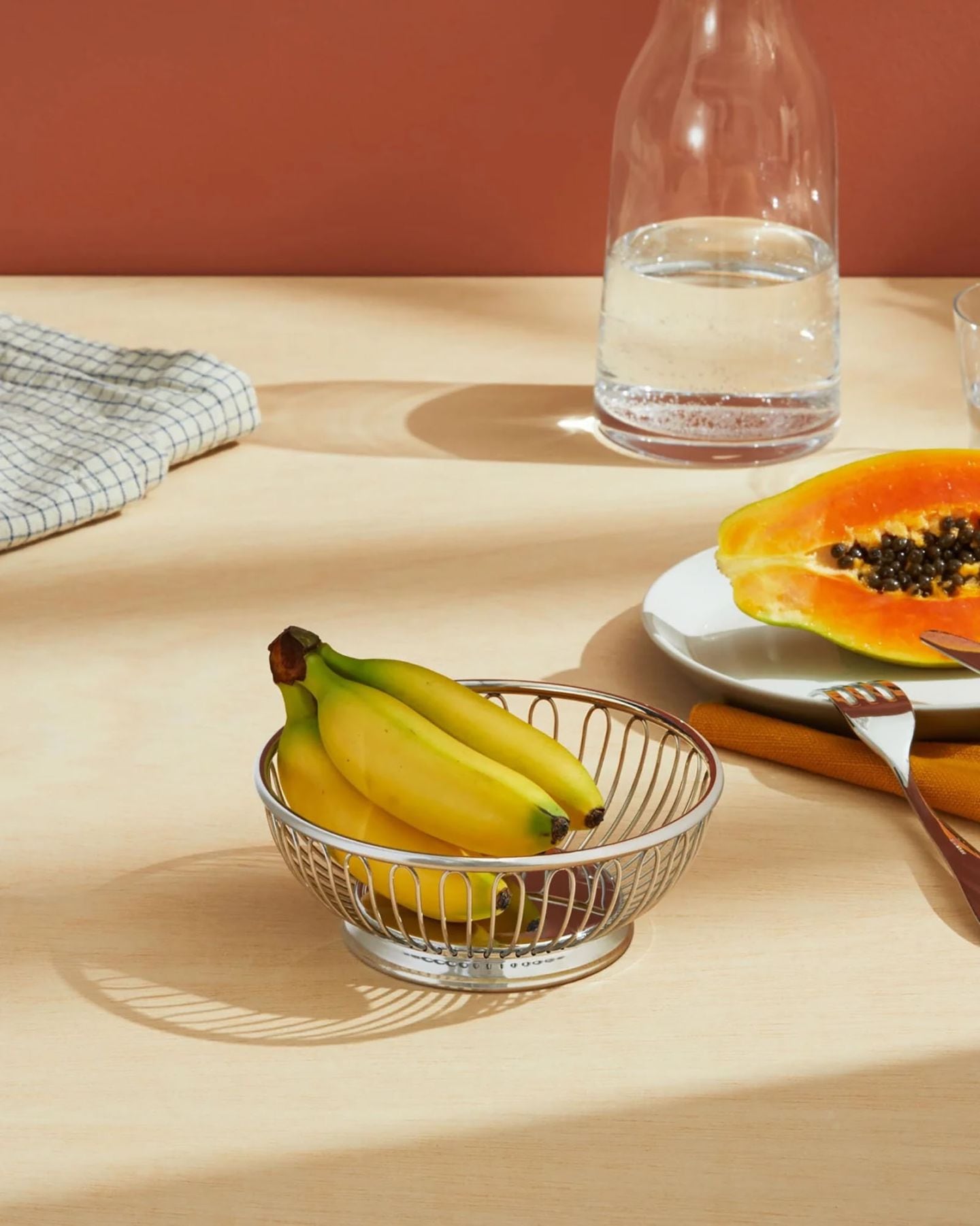 ラウンドワイヤーバスケット(直径15cm)【826/15】｜ALESSI JAPAN