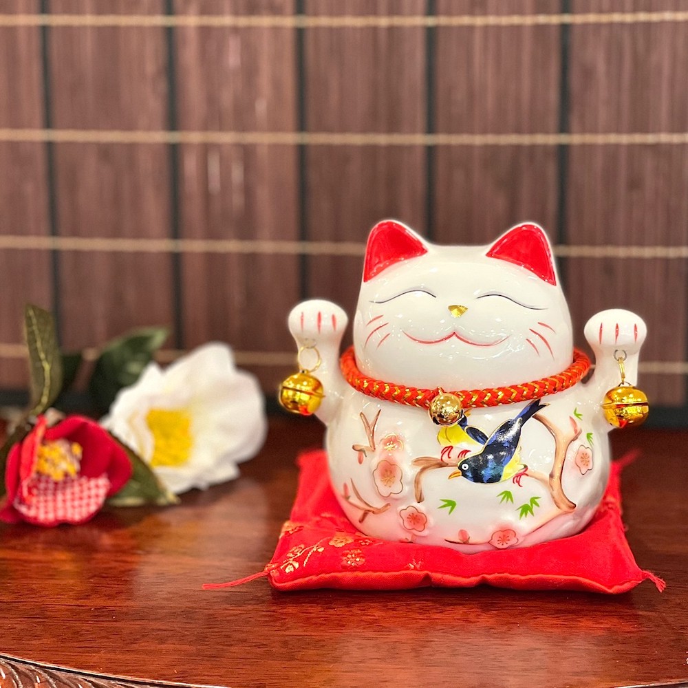 招き猫 縁起物 梅とうぐいす Mサイズ 笑い猫 置物 恋愛運アップ 金運
