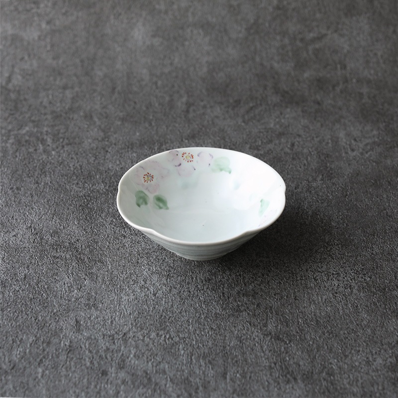 佐藤もも子｜色絵桃色花文輪花小鉢 | 趣佳[syuca.jp] オンライン