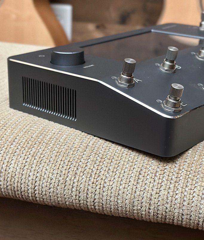 USED Neural DSP Quad Cortex Modeler & Effects Processor