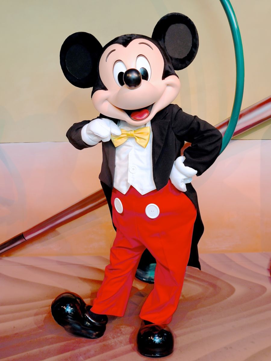 お誕生日をパークでお祝い！東京ディズニーランド「ミッキーマウス