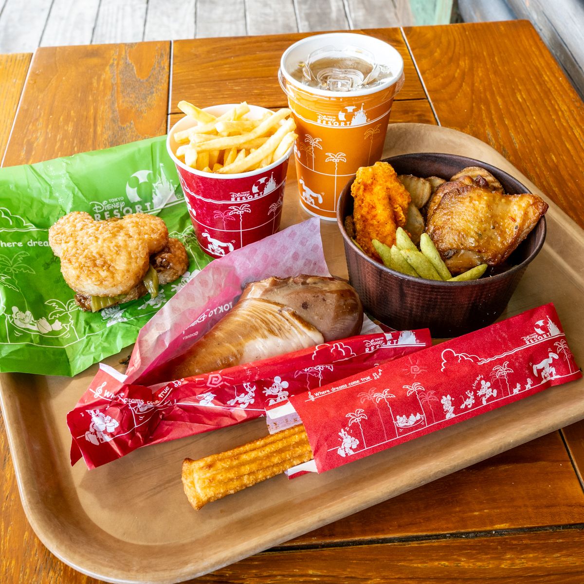 ボリューム満点コンボ・ボウルも！東京ディズニーランド「キャンプ