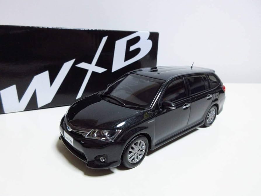 Amazon | 1/30 トヨタ 新型カローラフィールダー ハイブリッド W×B