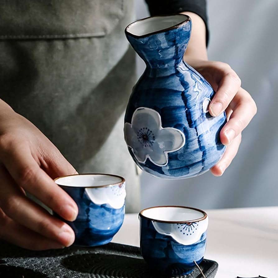 Amazon.co.jp: 酒器セット とっくり 花柄 5点セット おちょこ 酒器