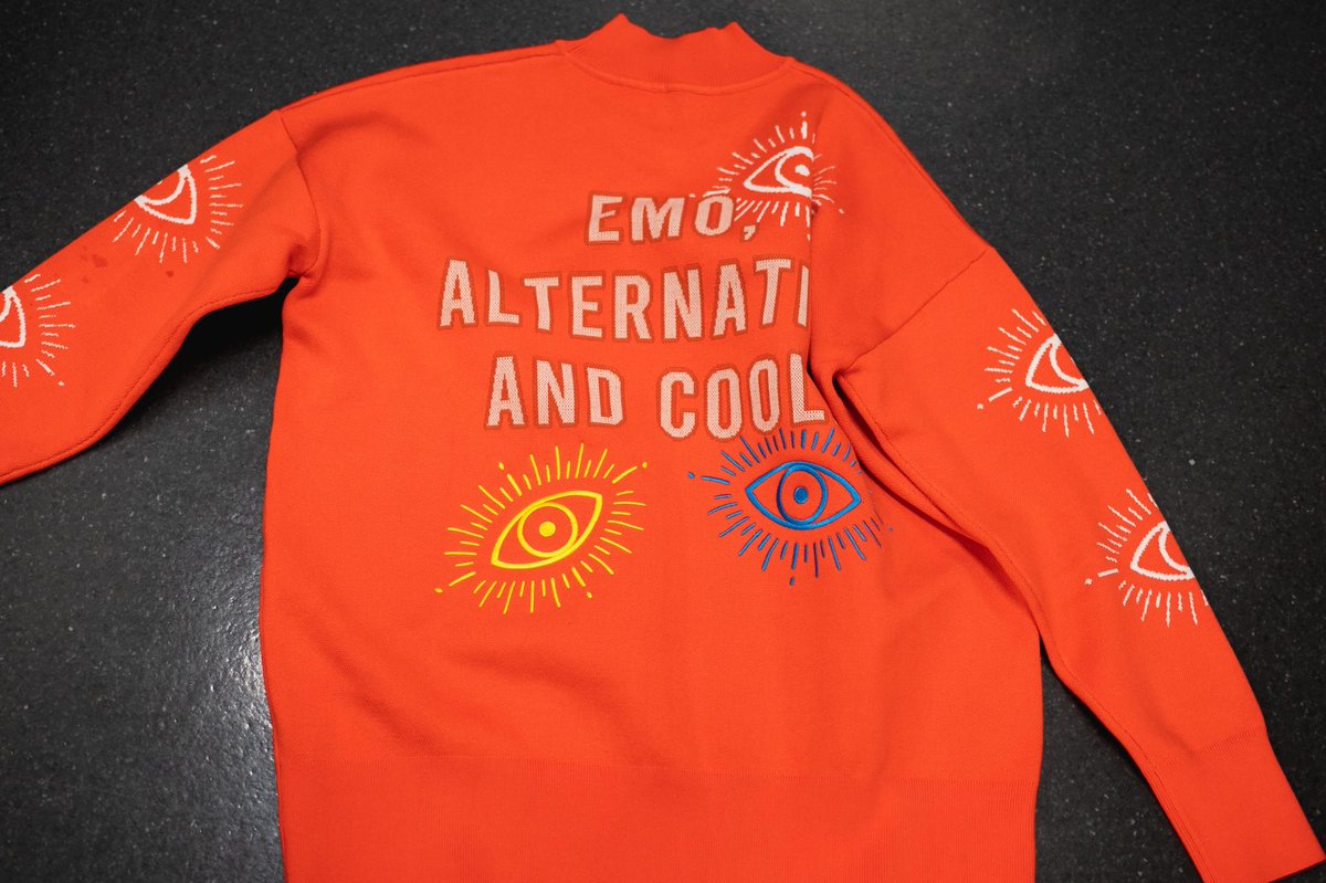 キタニ解放Faceセーター、159cmの女性着用画像を公開しています。 通販