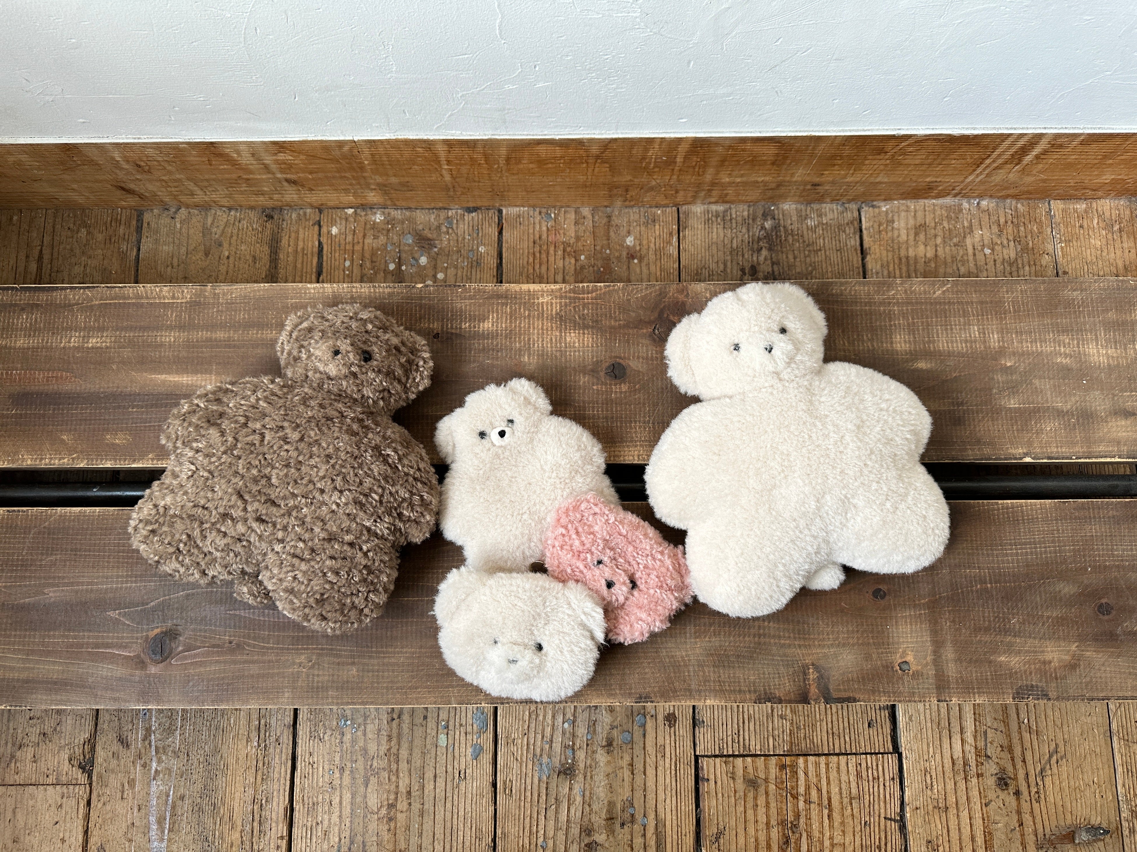 ぬいぐるみみたいなフワフワくまの「テディウォーマーシリーズ」に2024