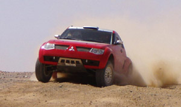 ダカールラリー2003、増岡は三菱『パジェロエボリューション』……体制