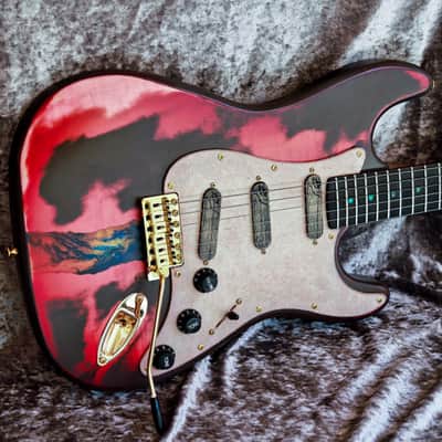 Momose MEX K-STD/NJ Korina Explorer Japan | Reverb