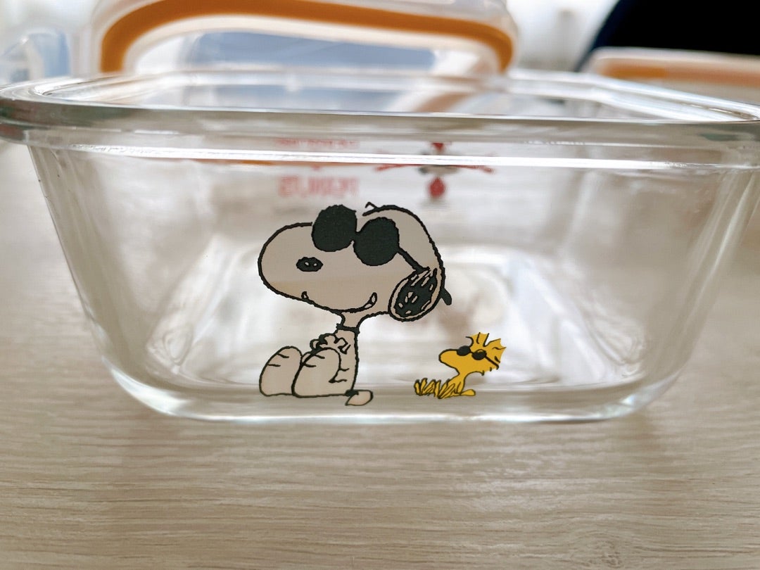 スヌーピー*パイレックススヌーピー耐熱ガラス密閉容器 | Happy days