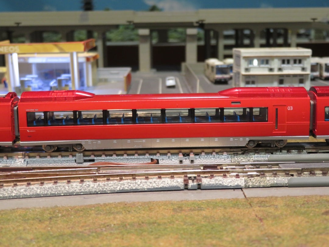 鉄道模型】意外なオマケ付きの小田急ロマンスカーGSEが我が家に入線