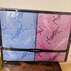 2026年最新】Yves Saint Laurent 掛け布団の人気アイテム - メルカリ