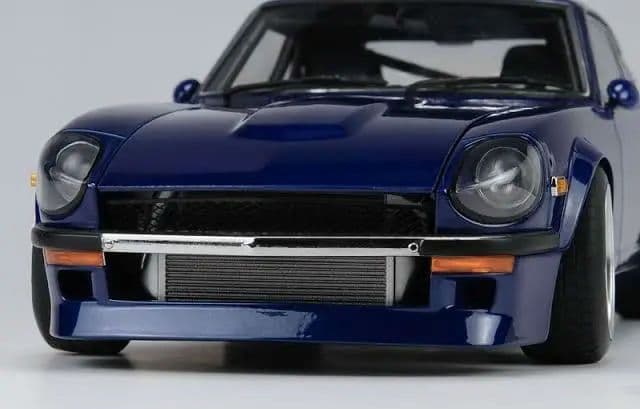 希少 即納 初版 1/18 悪魔のZ オートアート 湾岸ミッドナイト 未展示品 AUTOart 1/18 日産 フェアレディZ （S30） 「湾岸ミッドナイト」 悪魔