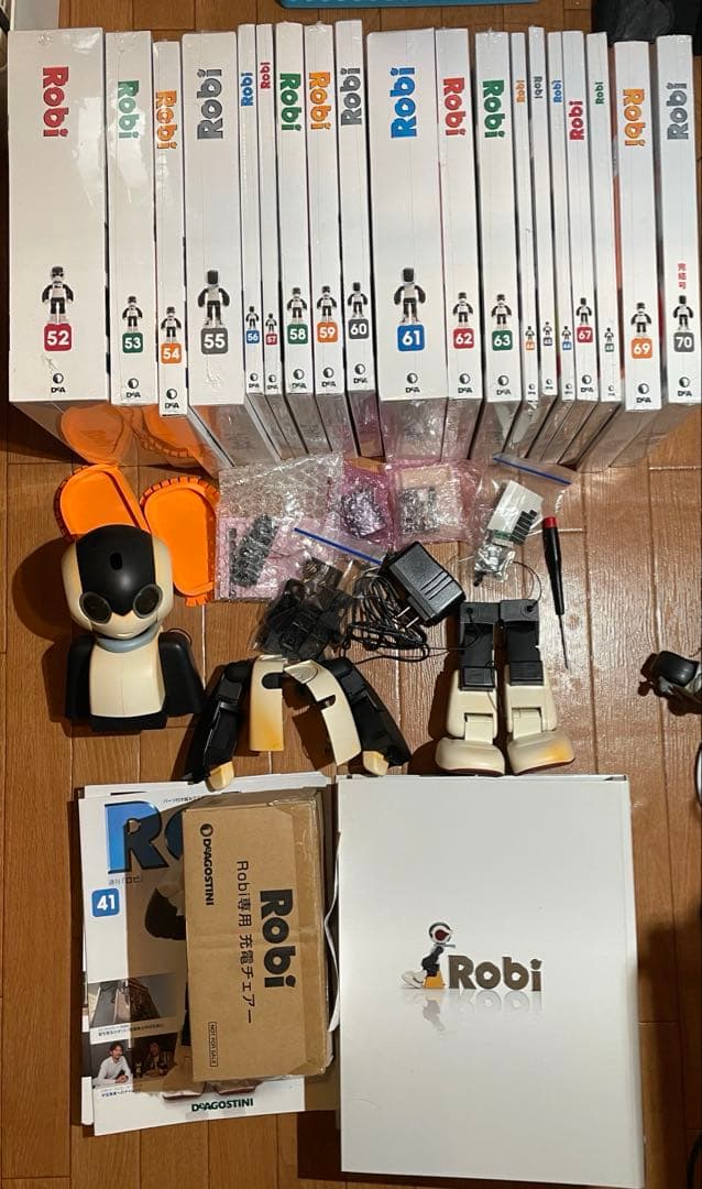 (ジャンク)初代ロビ　開封済創刊号〜70号(完結号)全巻 2026年最新】ロビ 全巻の人気アイテム - メルカリ