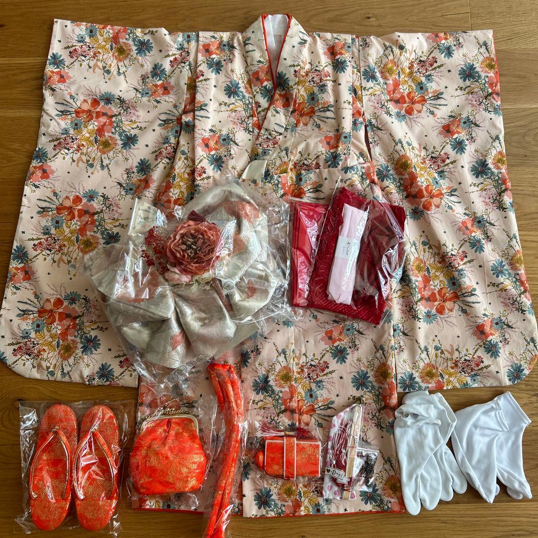 【最終価格】七五三 レトロ着物セット（7歳） レンタル 七五三 7歳 九重 女の子 レトロ モダン 花 ベージュ系 ピンク