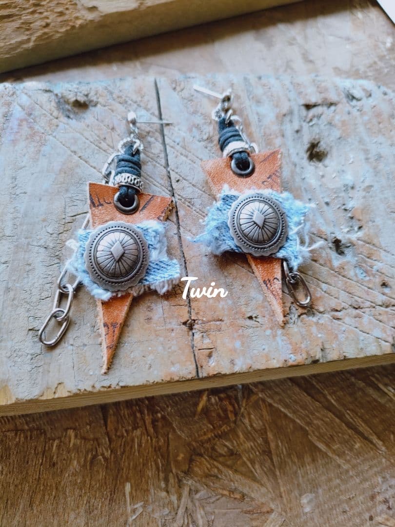 ピアス　No.4439 ボディピアス [Soeur de Nana] コスミックシェルピラミッドバーベル